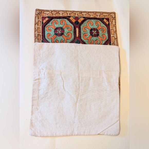 Kashmiri 2 wool pillow covers ethnic design Boho tribal red green hand made EUC - Picture 4 of 5